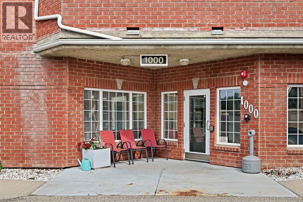 1206 Sienna Park Green SW - 2