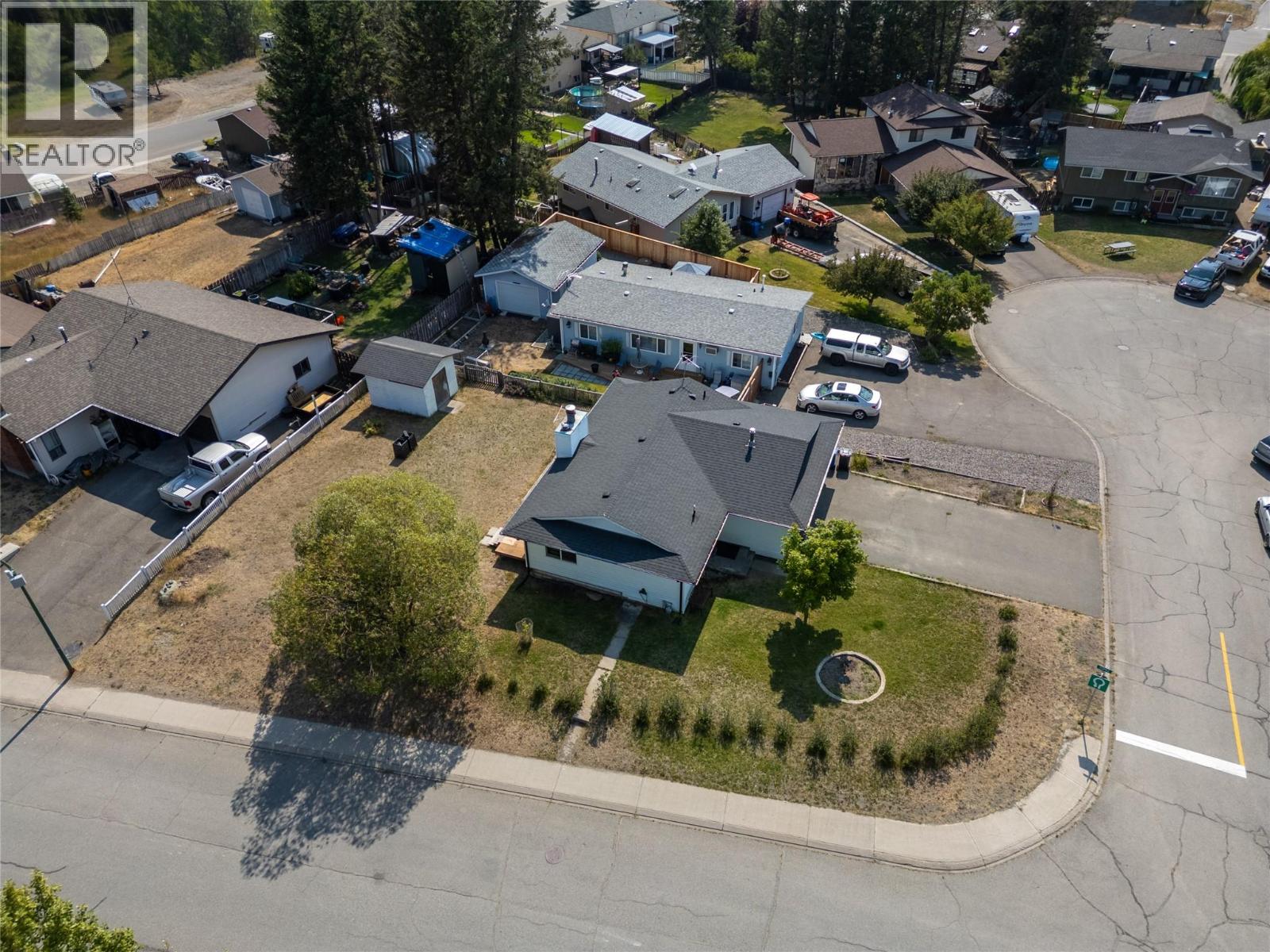 297 Chestnut Court, Logan Lake