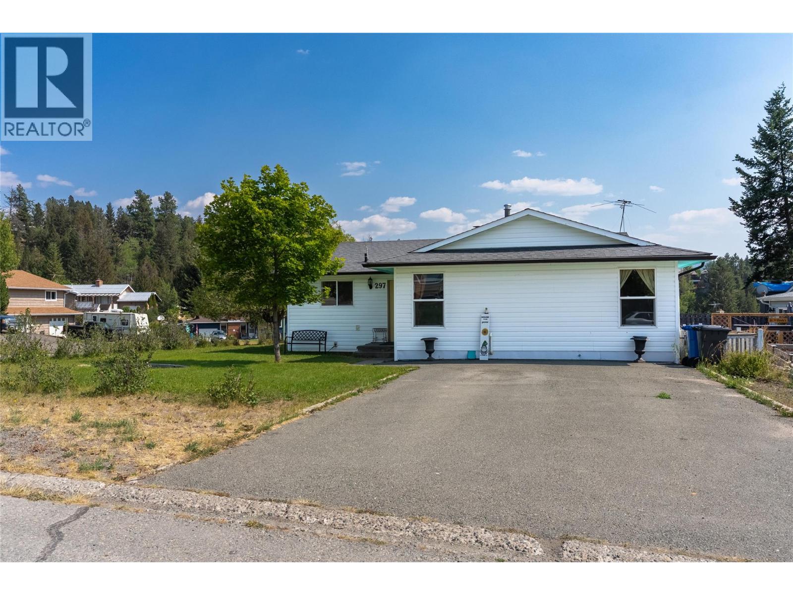 297 Chestnut Court, Logan Lake