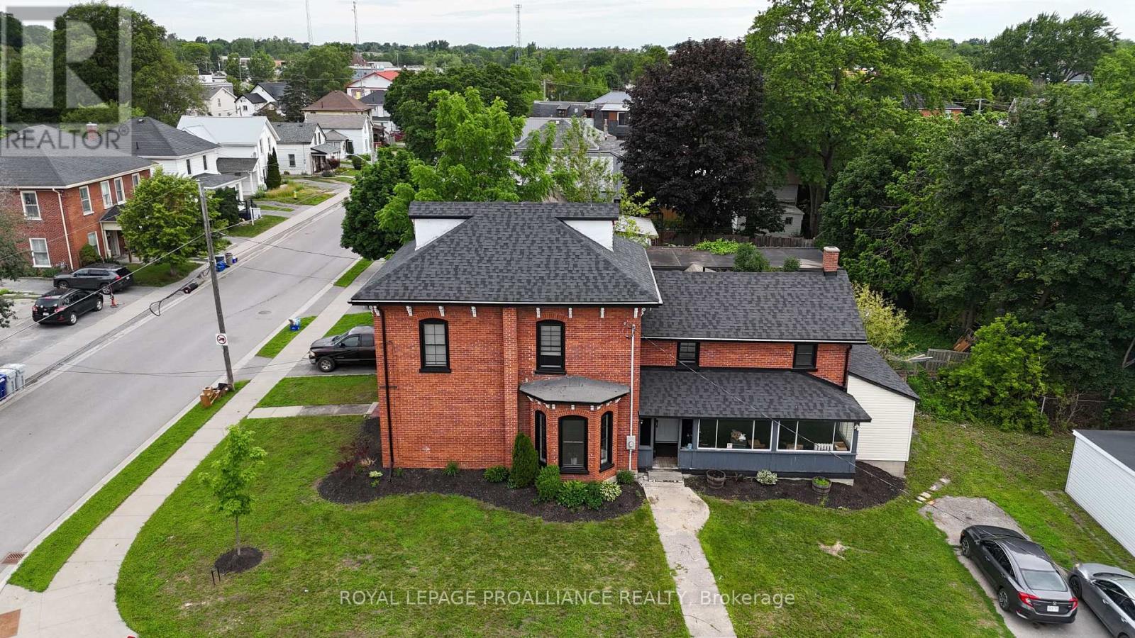 83 CEDAR STREET - Image 32