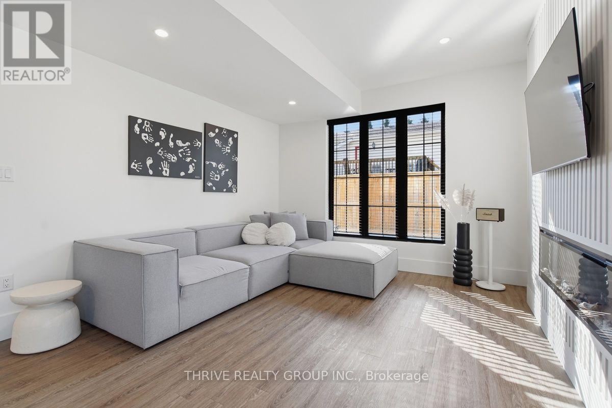 18 MCNAB STREET - Image 17
