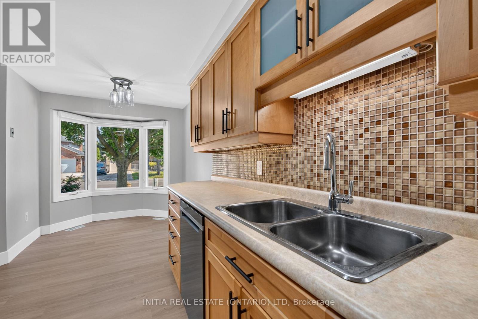 1111 ALDERSBROOK ROAD - Image 14
