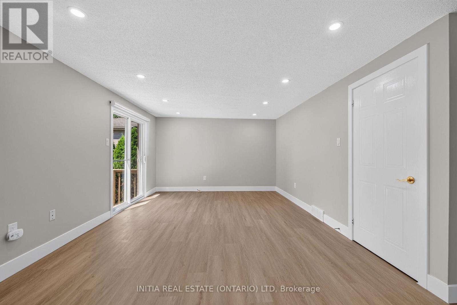 1111 ALDERSBROOK ROAD - Image 21