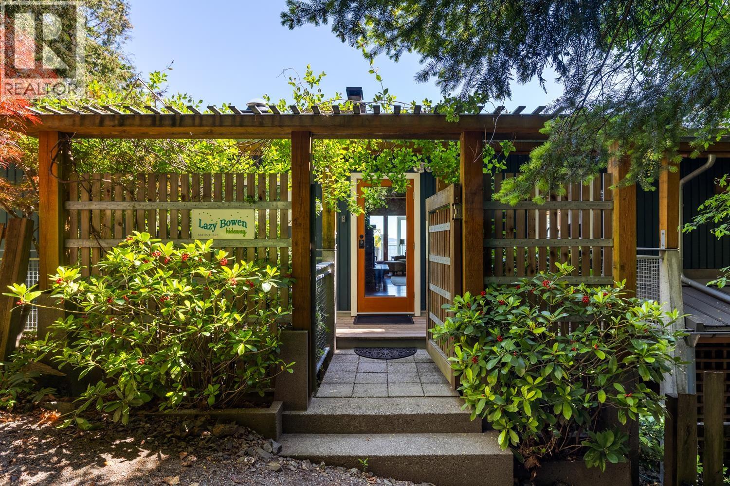 1475 WEBB ROAD, Bowen Island — photo 2