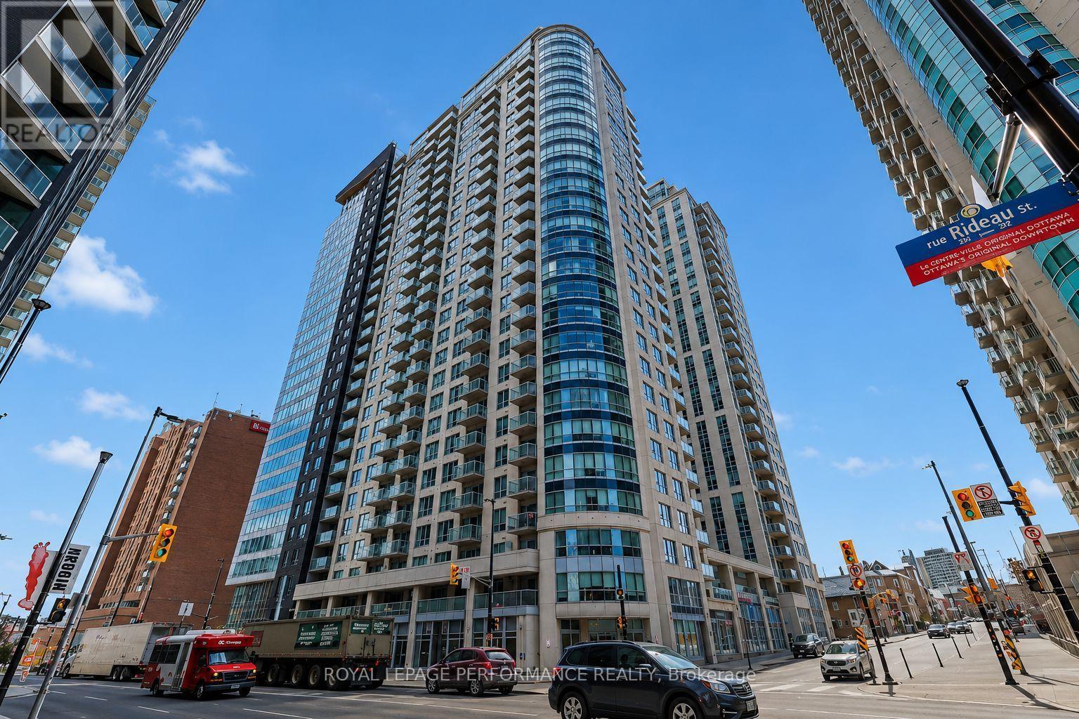 #204 242 RIDEAU STREET - 1