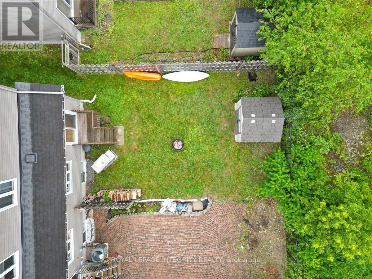 2345 MARBLE CRESCENT - 34