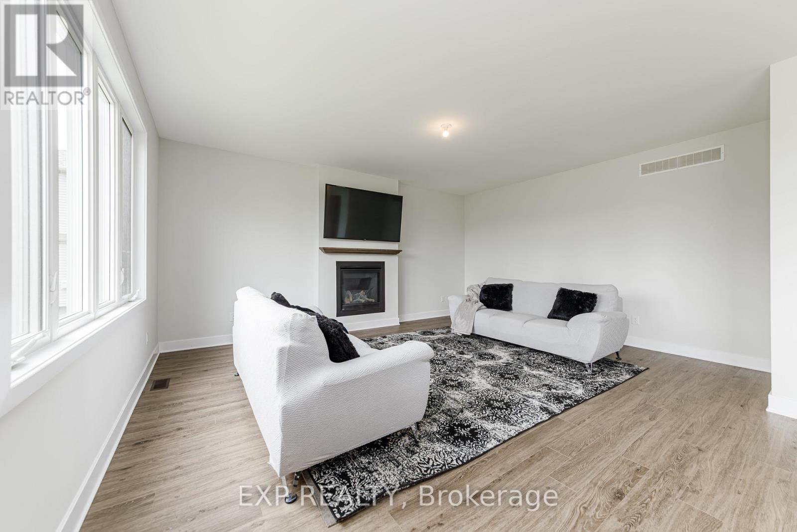 272 ANTLER COURT - Image 18