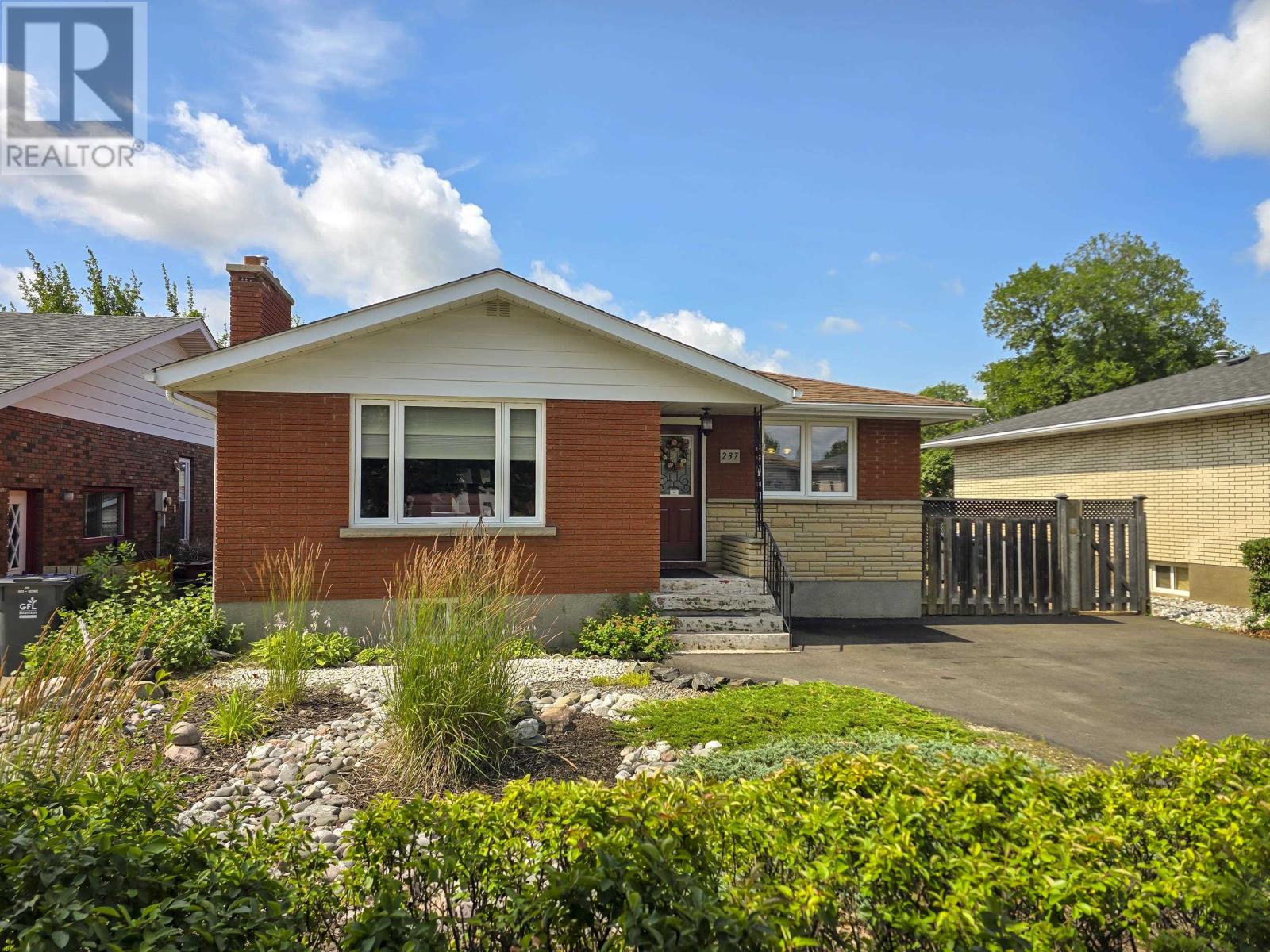 237 Anten St. - 1