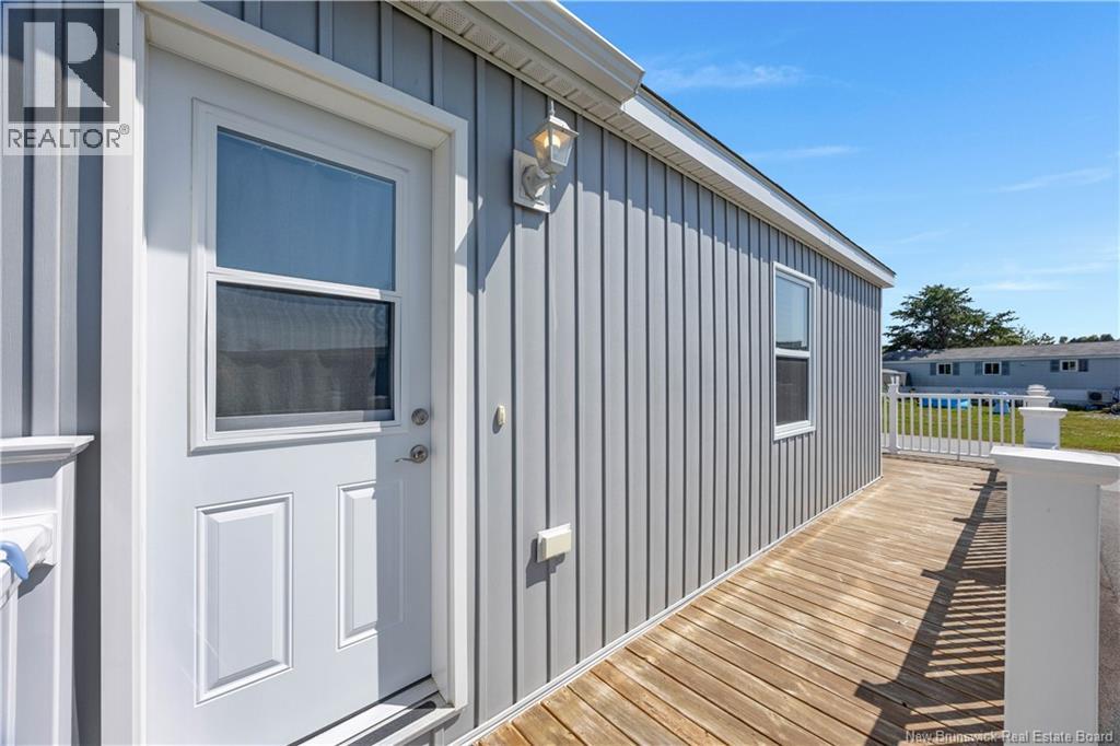 1 Kingfisher Road - Image 17