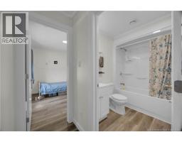 1 Kingfisher Road, photo 14