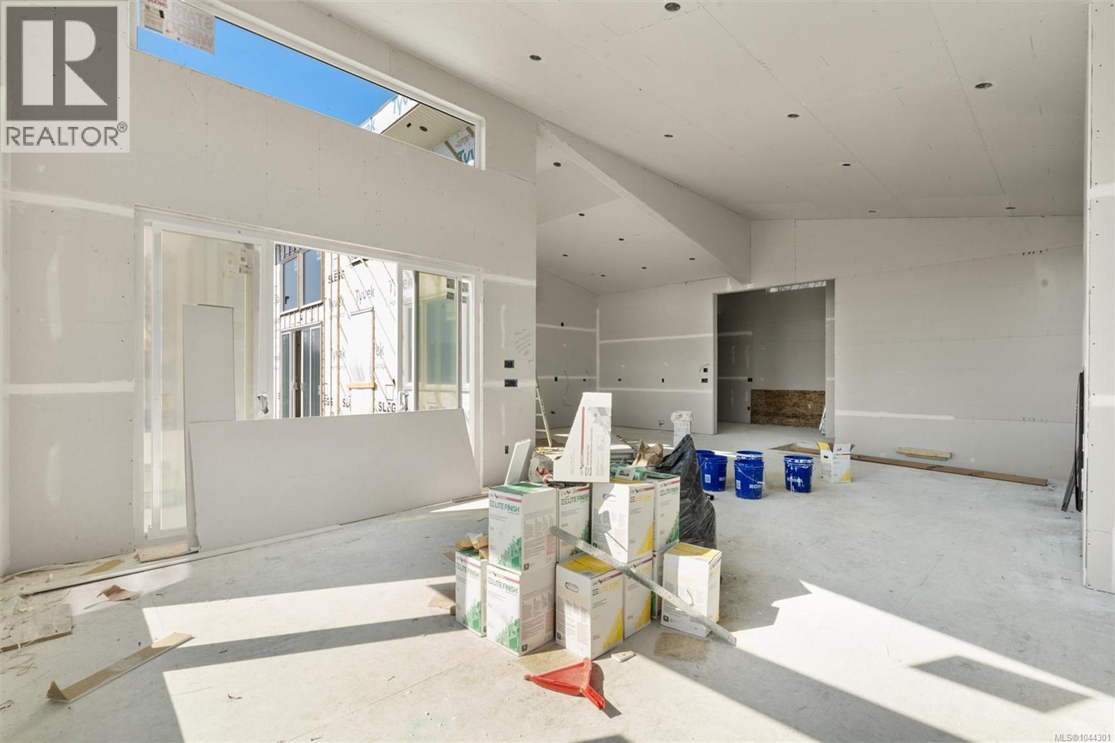 #19 1060 Shore Pine Close - 29