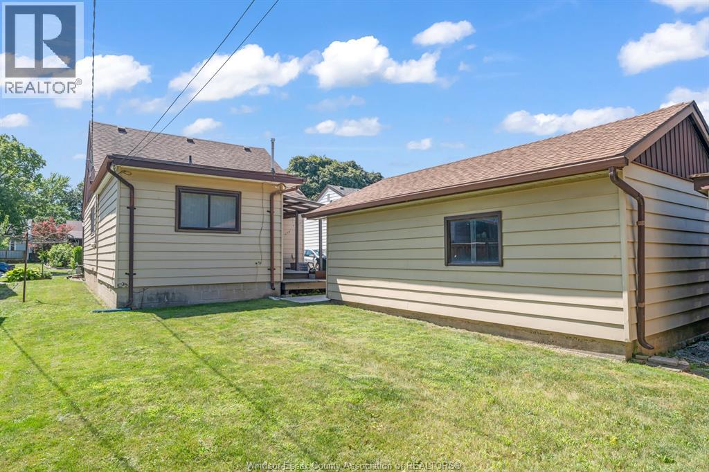 1140 LENA - Image 11