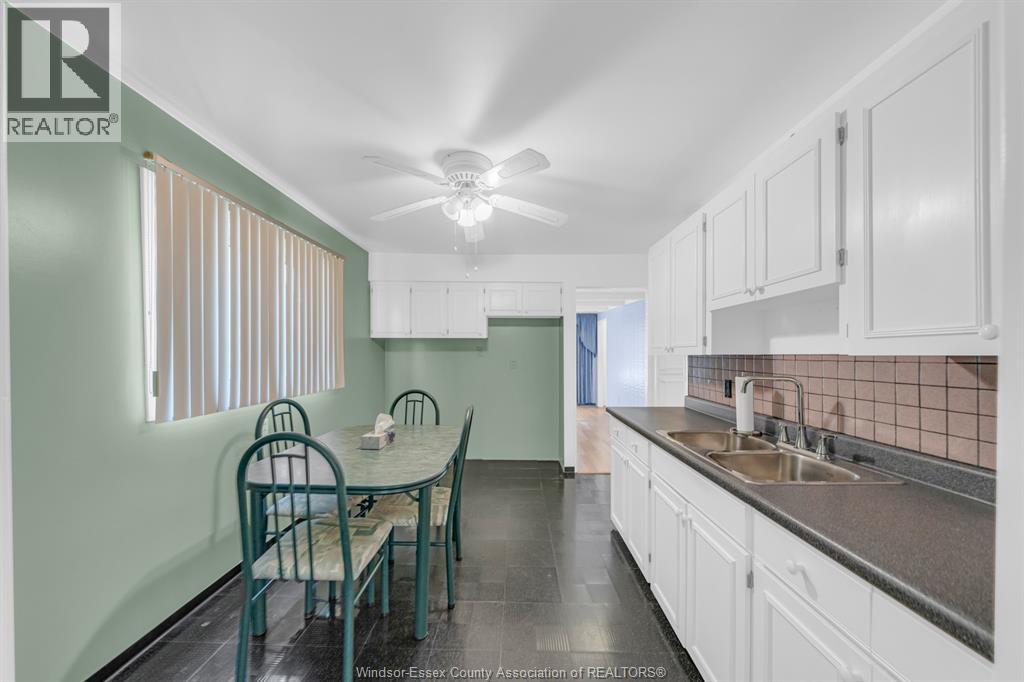 1140 LENA - Image 22