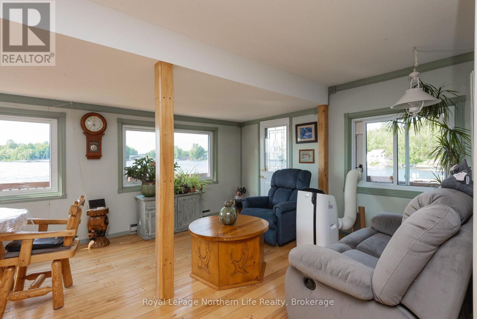 216 GREEN ROAD - 16