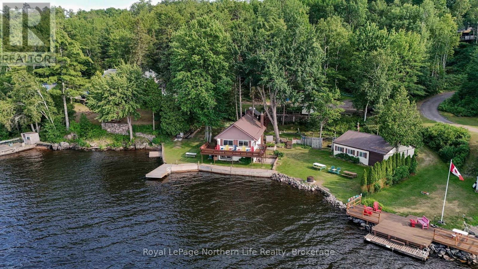 216 GREEN ROAD - 4