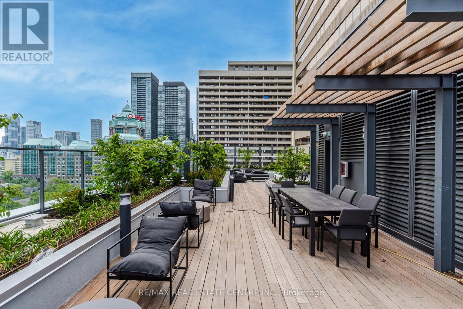 #2503 395 BLOOR STREET E - 19