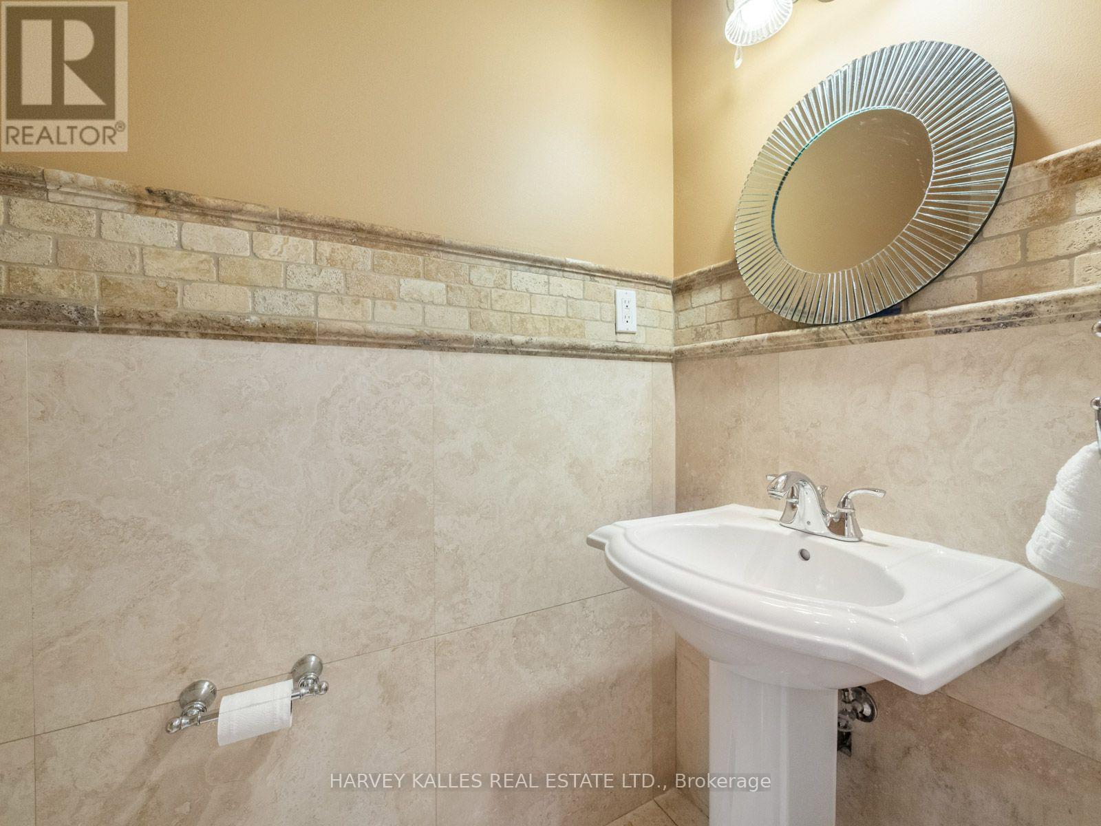 73 CARMICHAEL AVENUE - 13