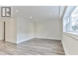 1 - 76 Walmsley Boulevard, Toronto, ON M4V1X6 Photo 12