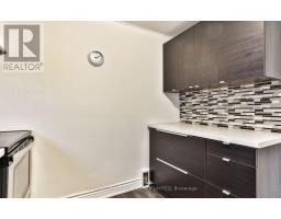 1 - 76 Walmsley Boulevard, Toronto, ON M4V1X6 Photo 8
