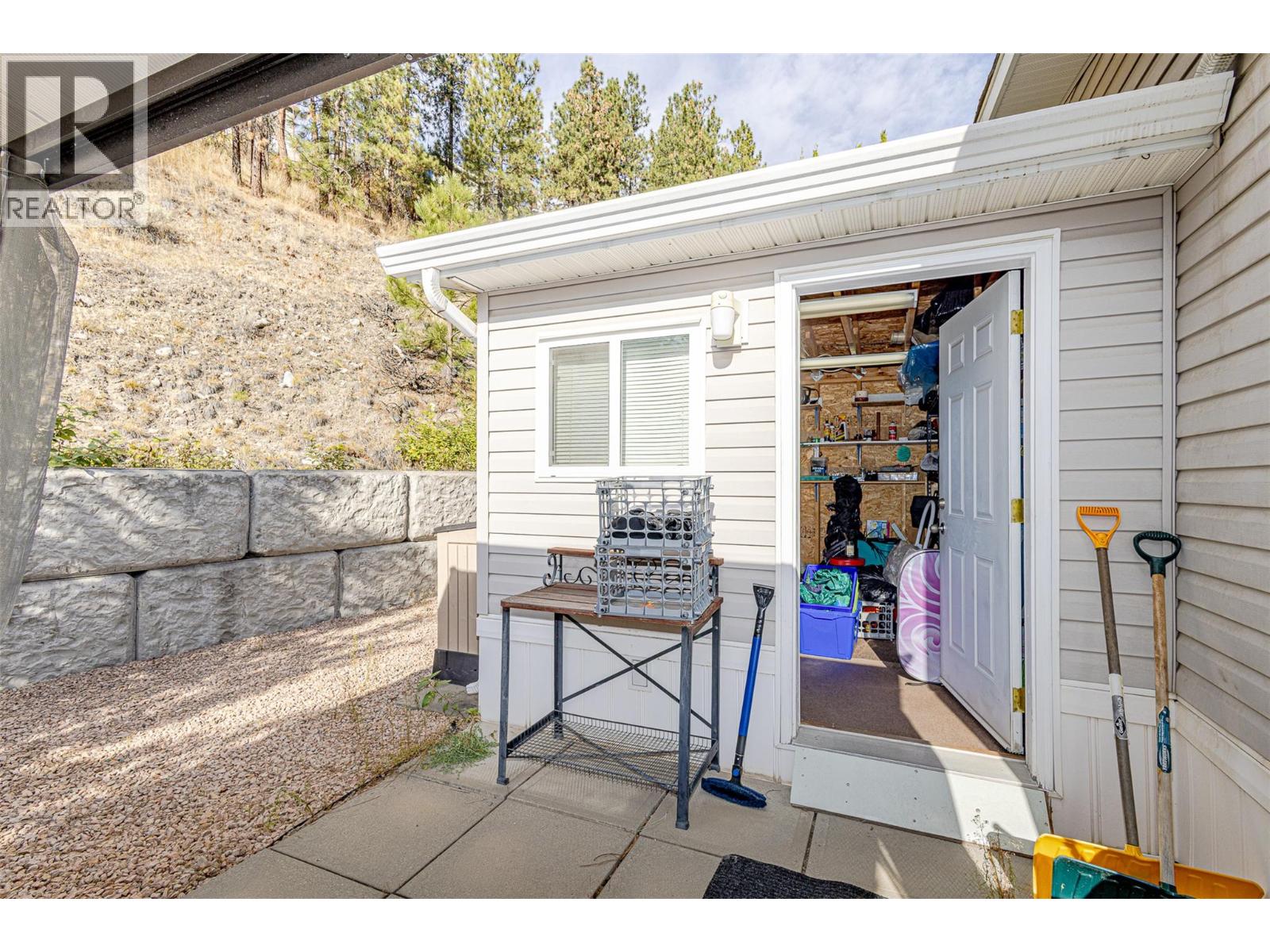 #209 1850 Shannon Lake Road - 31