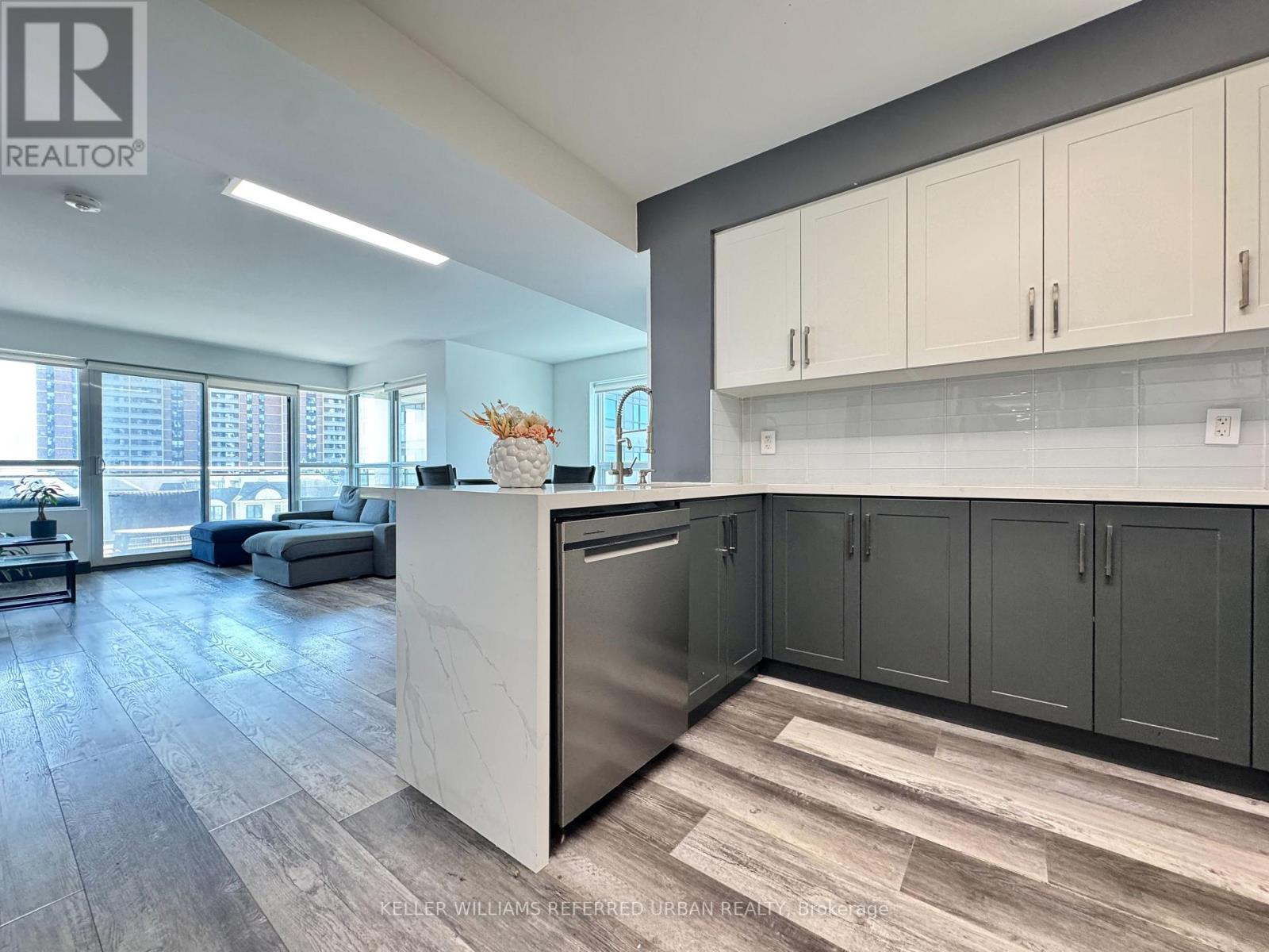 402 - 1235 BAYLY STREET, Pickering (Bay Ridges) — photo 2