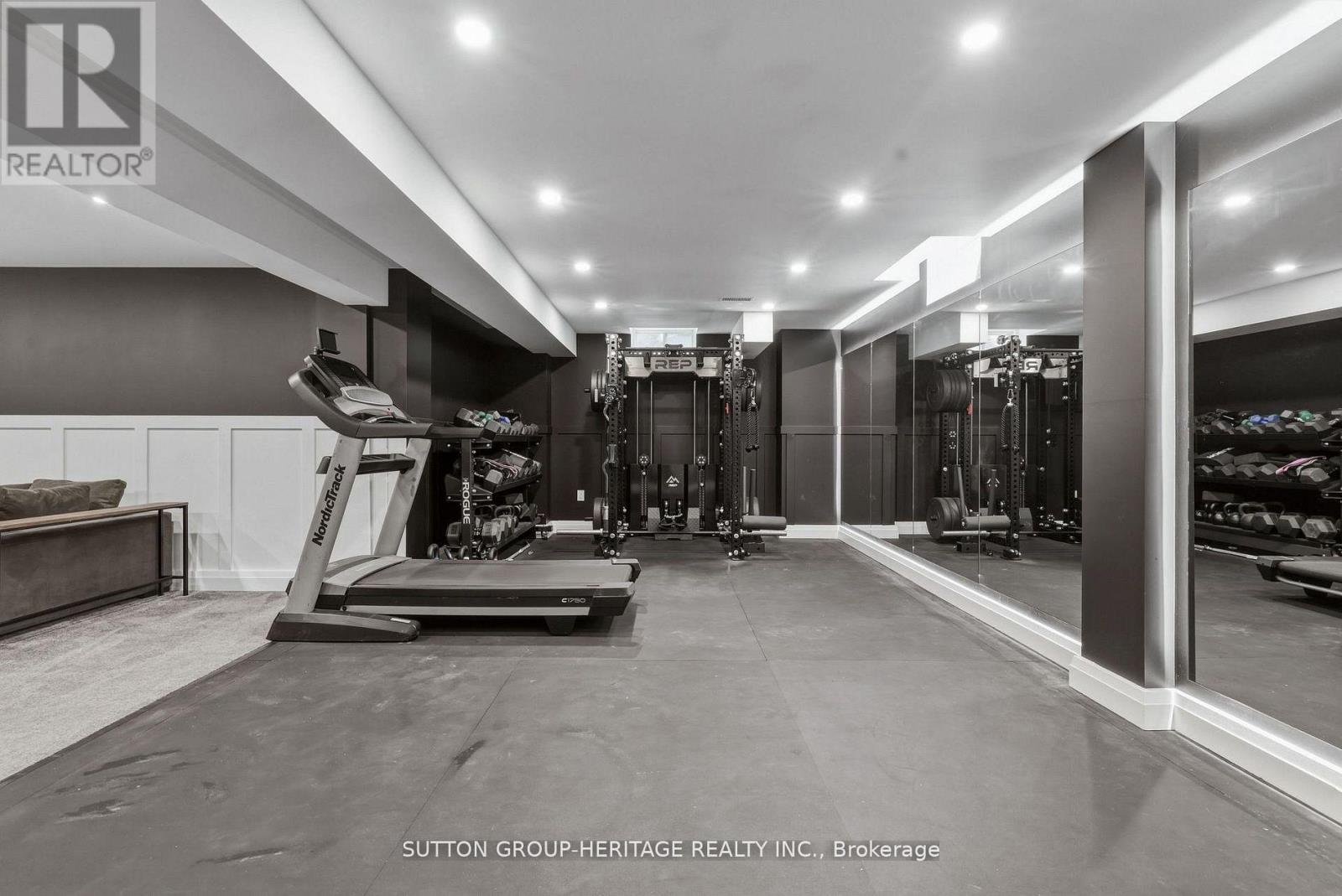 39 GLENGOWAN STREET - Image 34