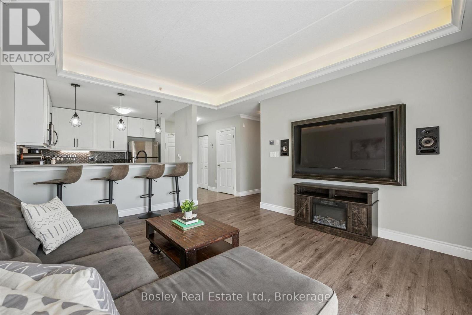 #314 2 COLONIAL DRIVE - Image 6