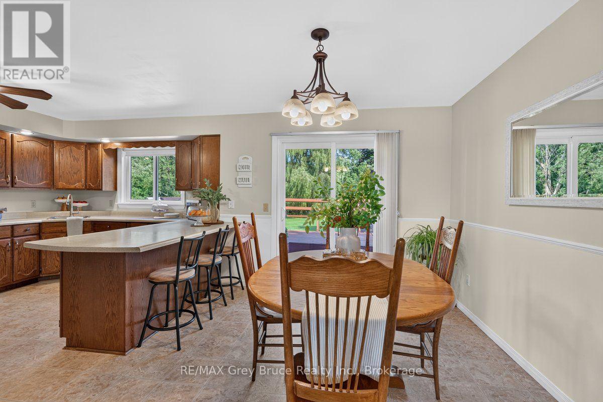 132 CLEARVIEW CRESCENT - Image 18