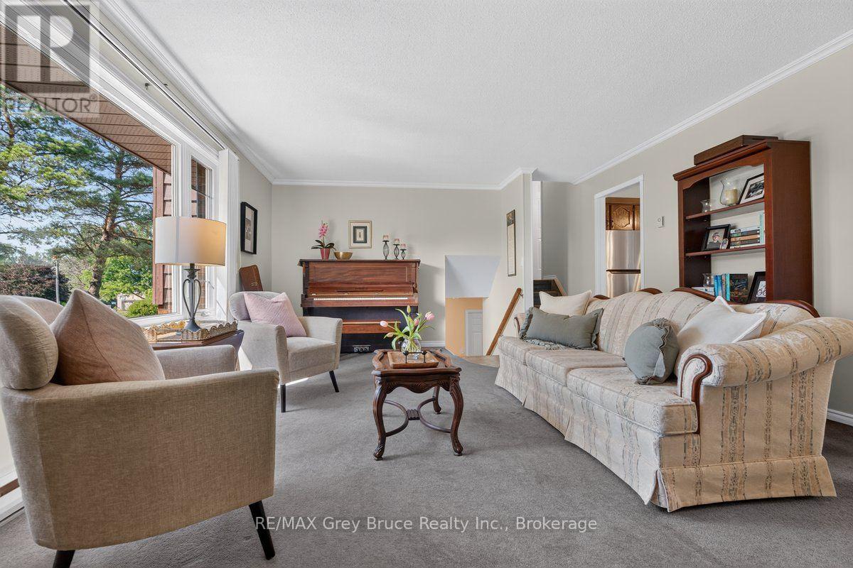132 CLEARVIEW CRESCENT - 20