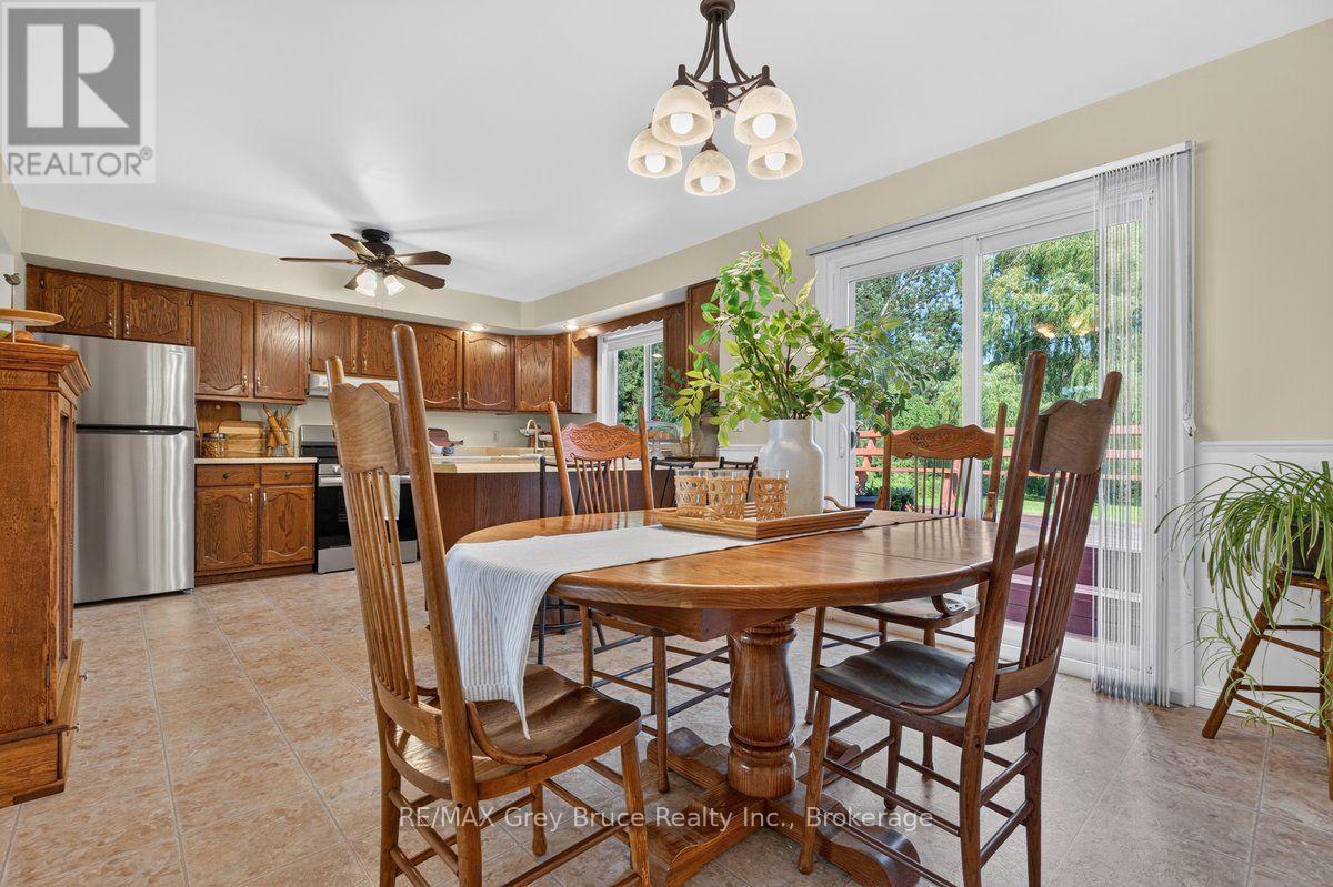 132 CLEARVIEW CRESCENT - Image 21