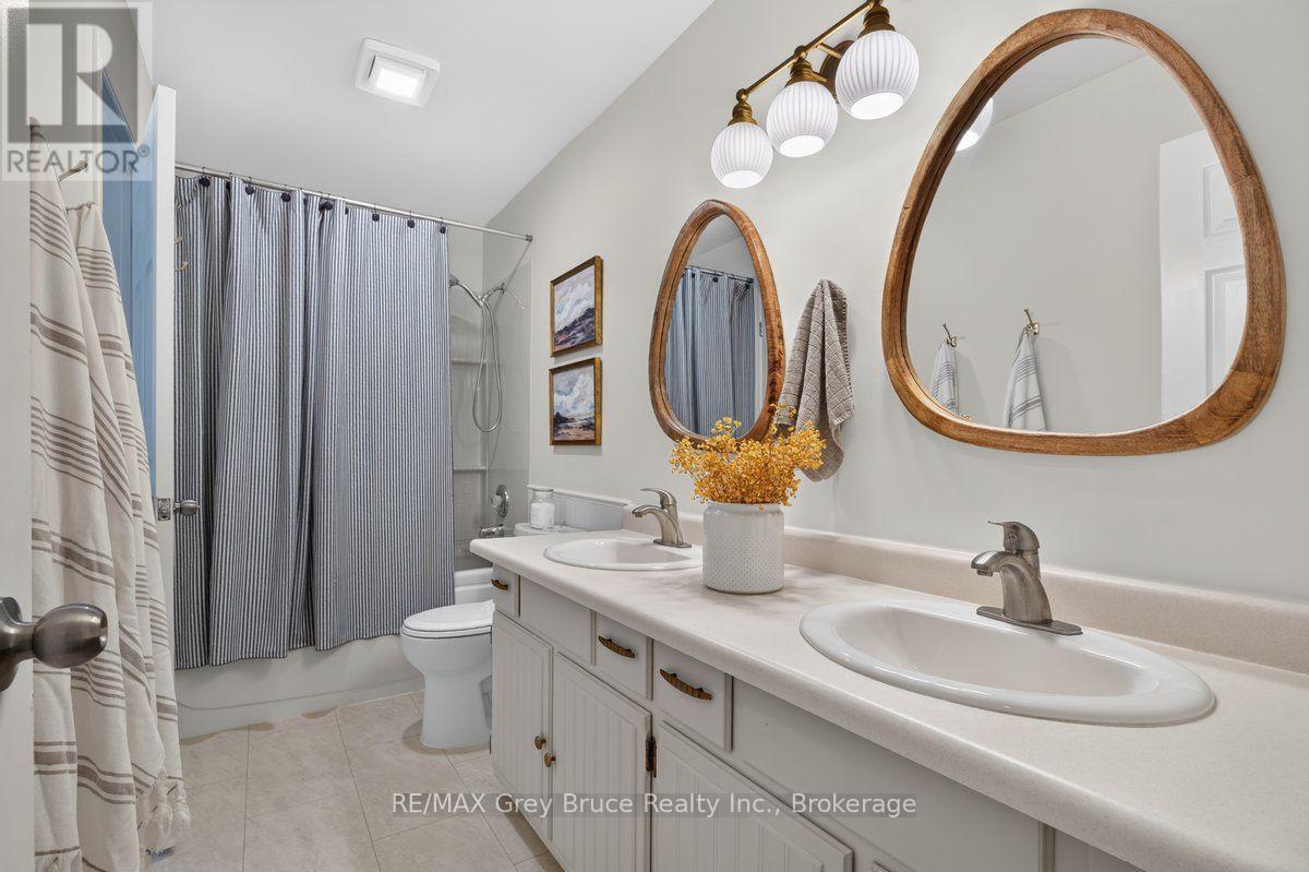 132 CLEARVIEW CRESCENT - 25