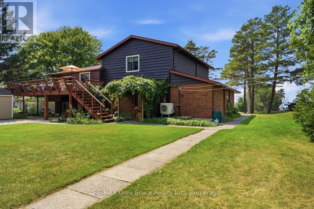 132 CLEARVIEW CRESCENT - 5