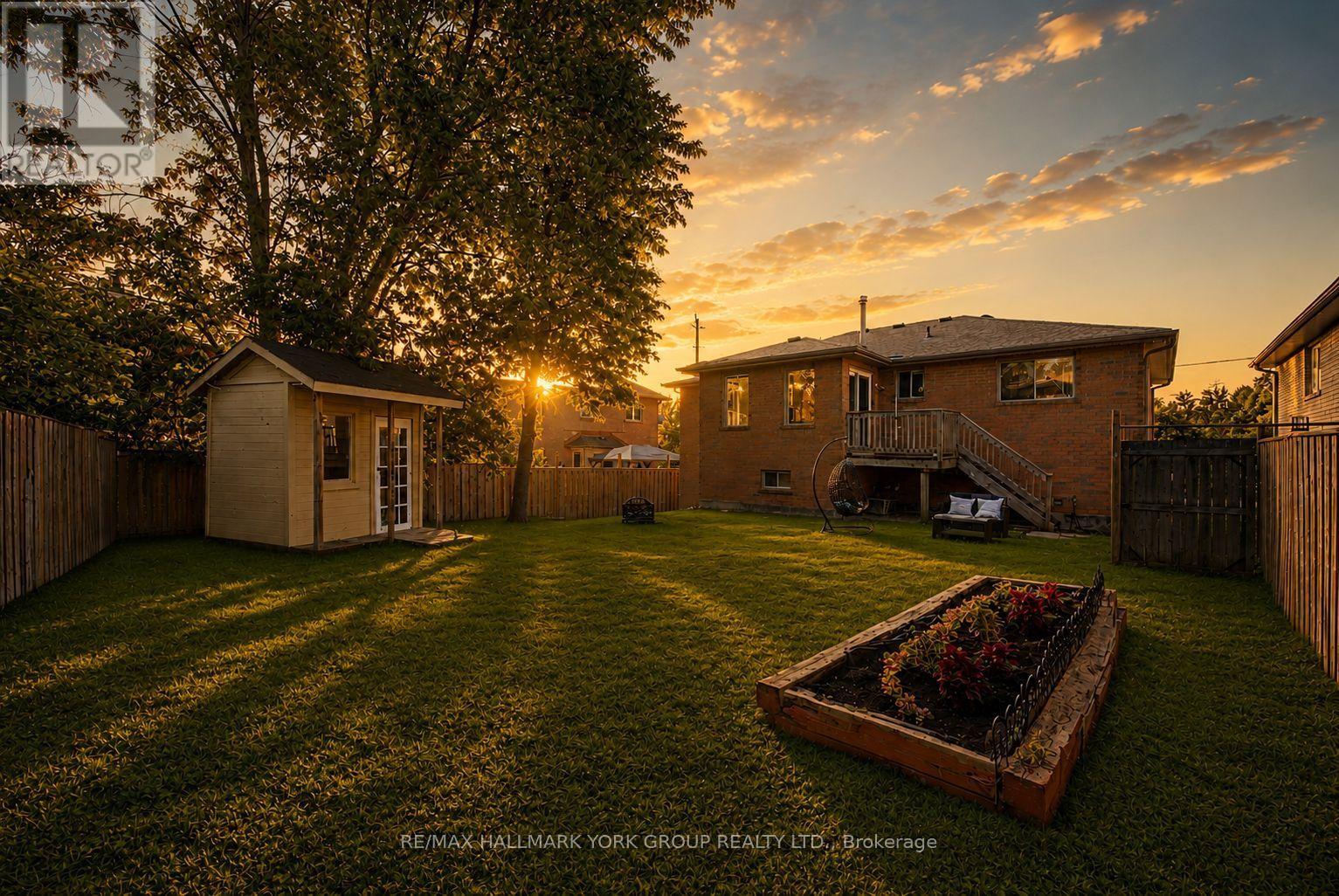 89 METRO ROAD N - Image 25