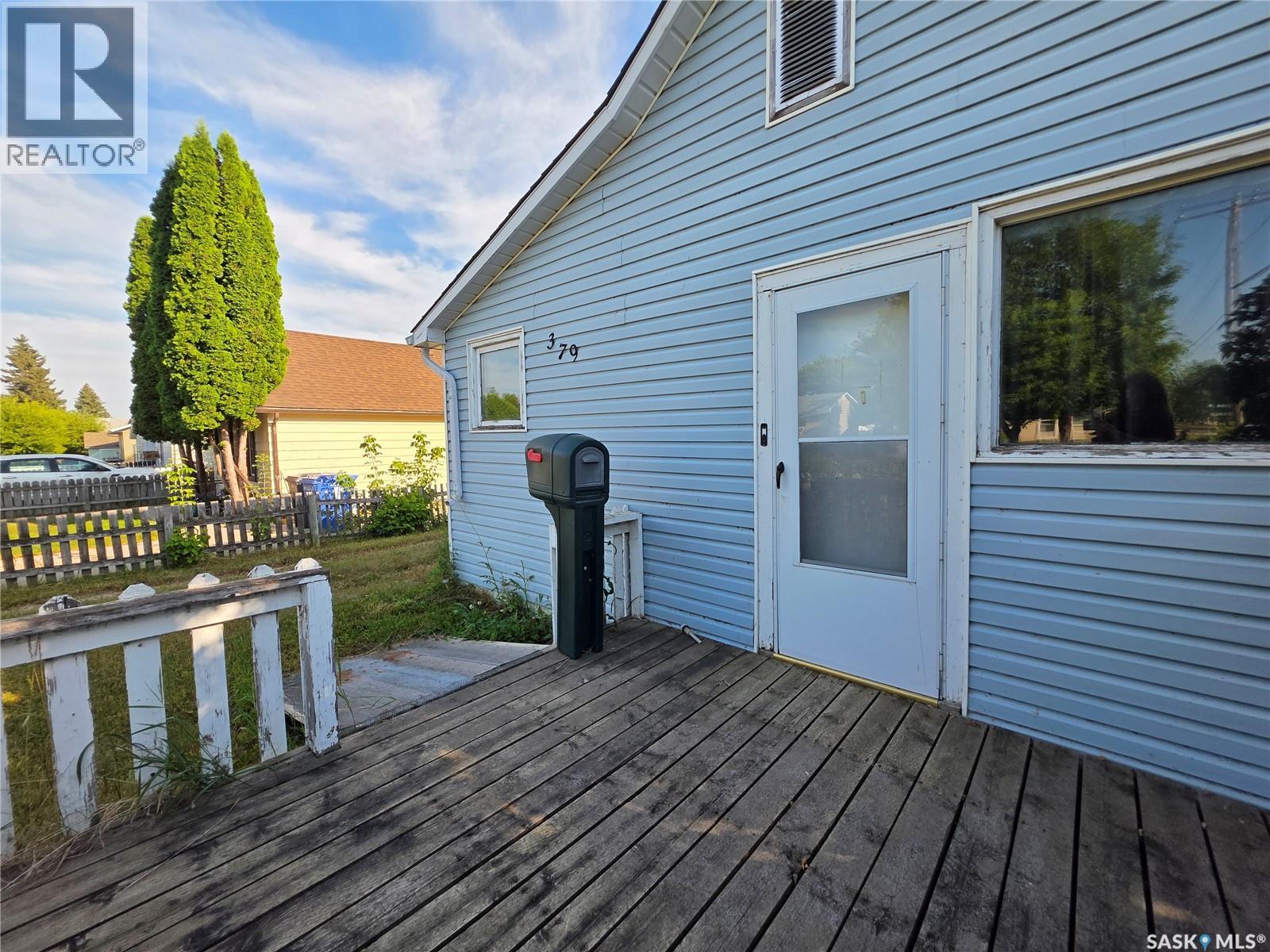 379 2nd AVENUE W - 8