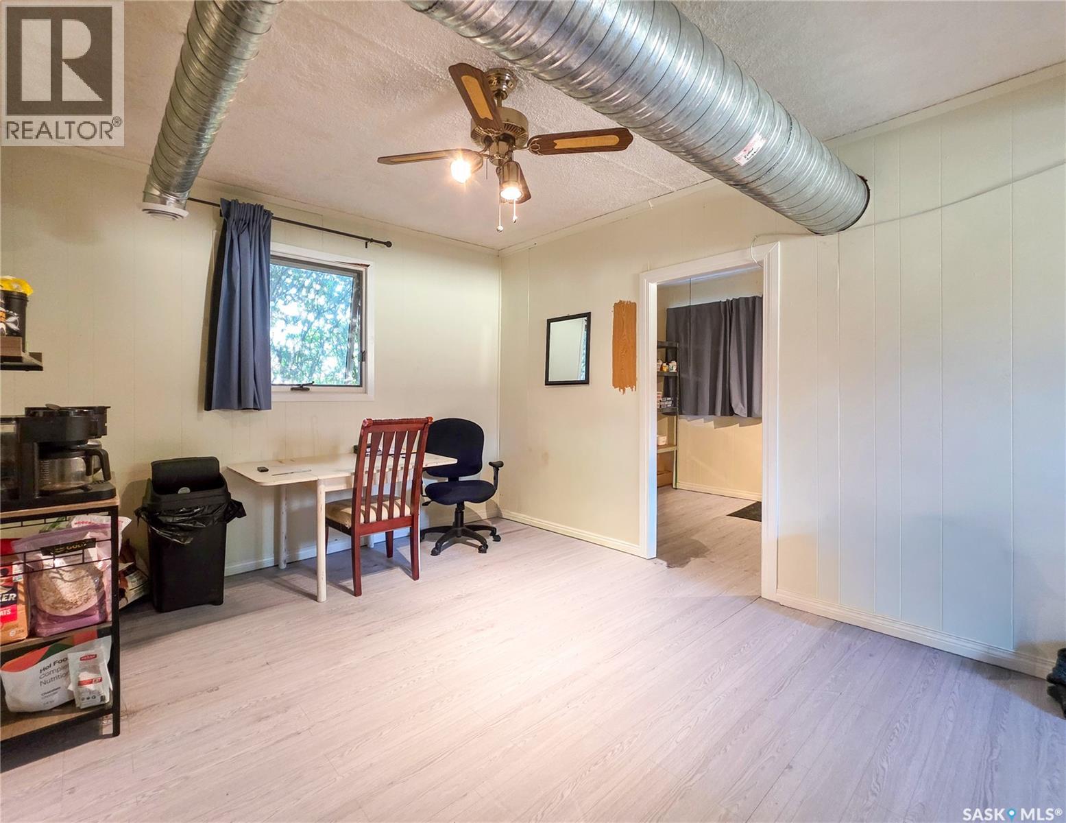 379 2nd AVENUE W - Image 17