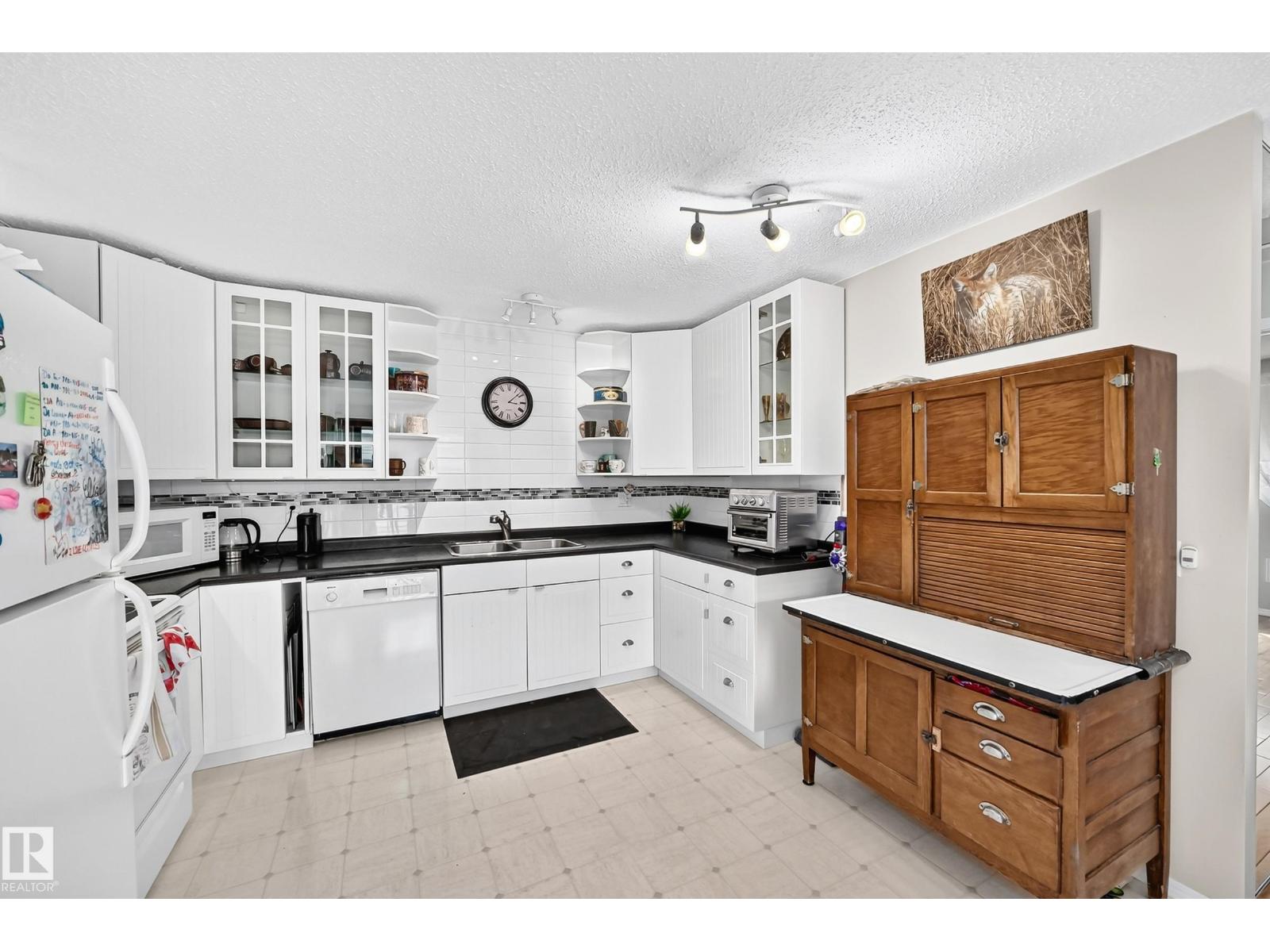 371 KIRKPATRICK CR NW - Image 13