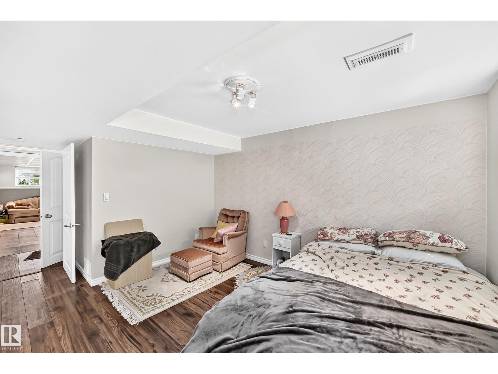 371 KIRKPATRICK CR NW - 33
