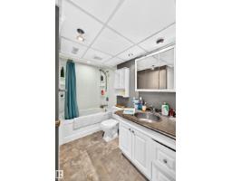 371 Kirkpatrick Cr Nw, Edmonton, AB T6L5C9 Photo 32
