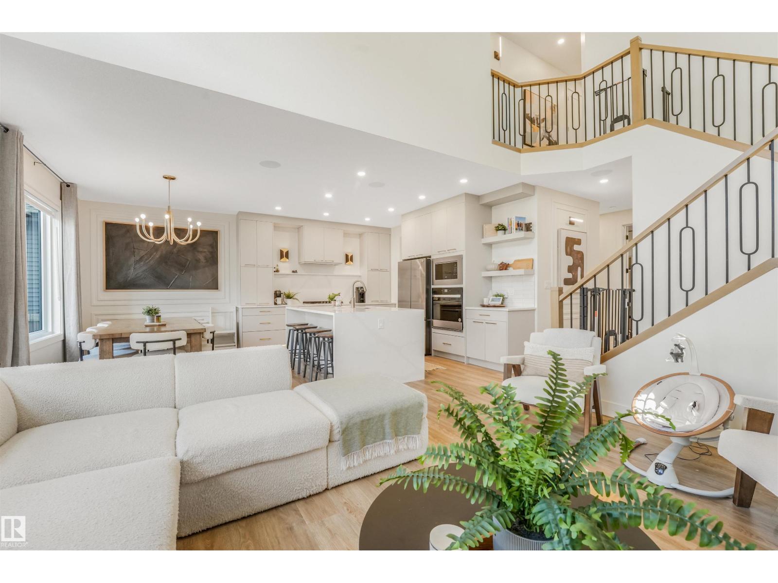 108 EDGEFIELD WY - 1