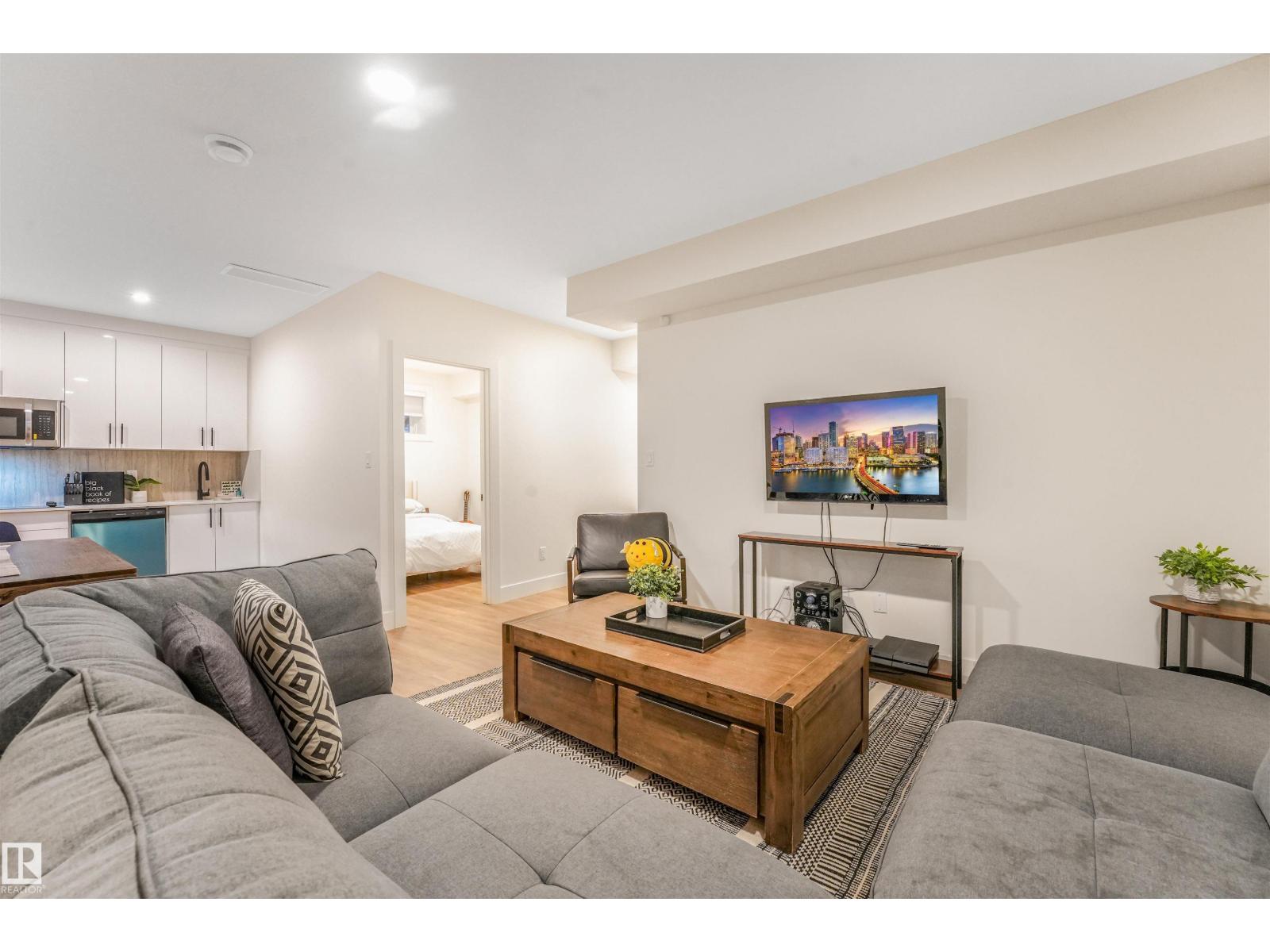 108 EDGEFIELD WY - 47