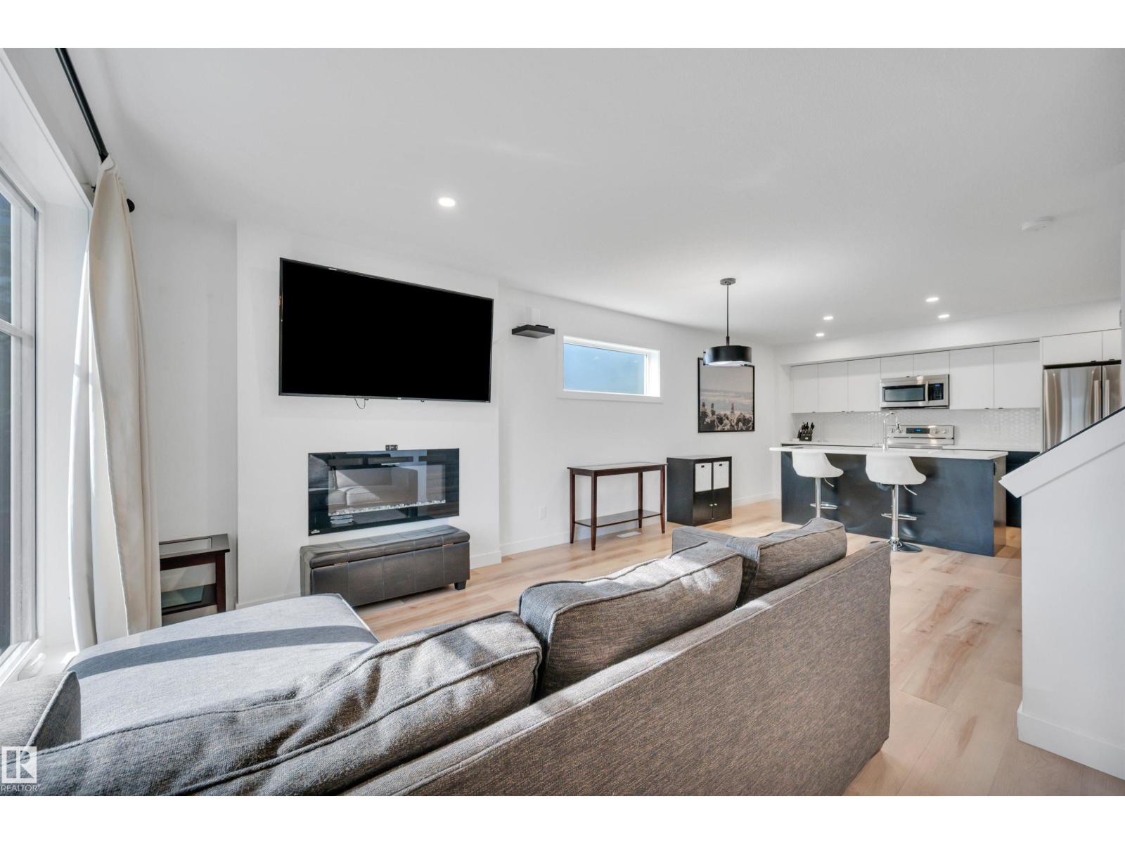 11444 82 ST NW - Image 12
