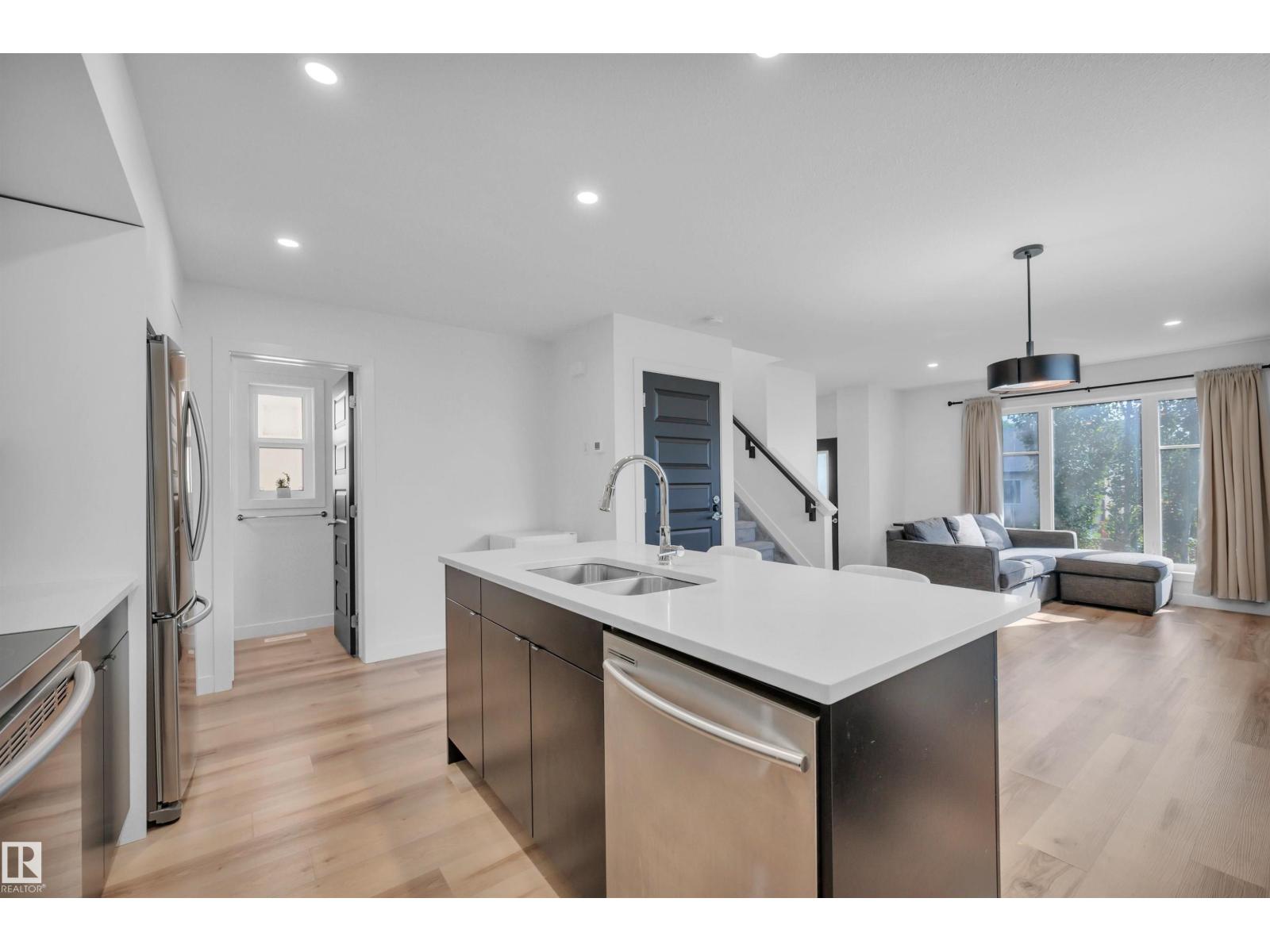 11444 82 ST NW - 20