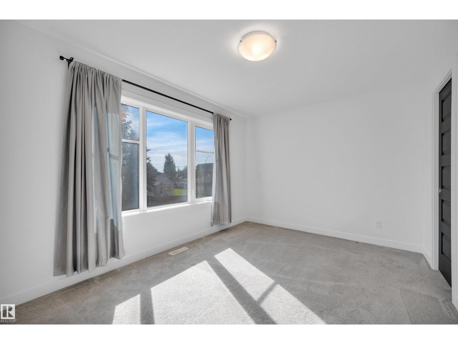 11444 82 ST NW - Image 30
