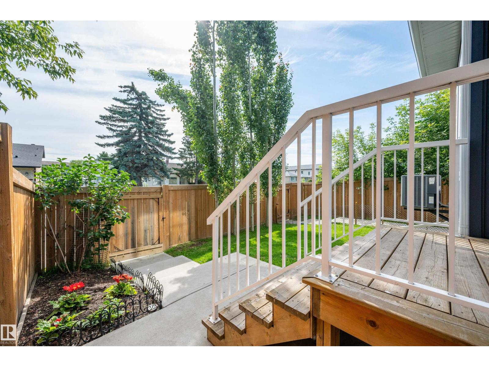 11444 82 ST NW, Parkdale (Edmonton), Edmonton photo 4
