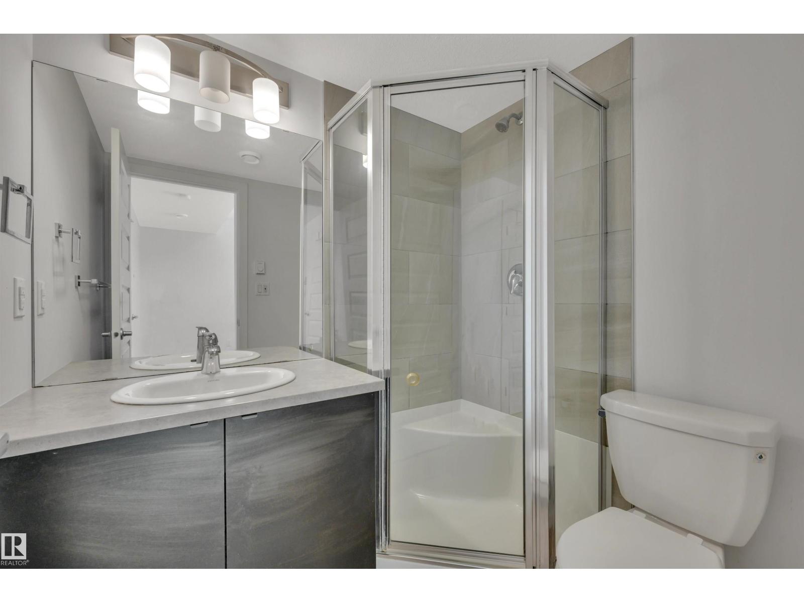 11444 82 ST NW - 45
