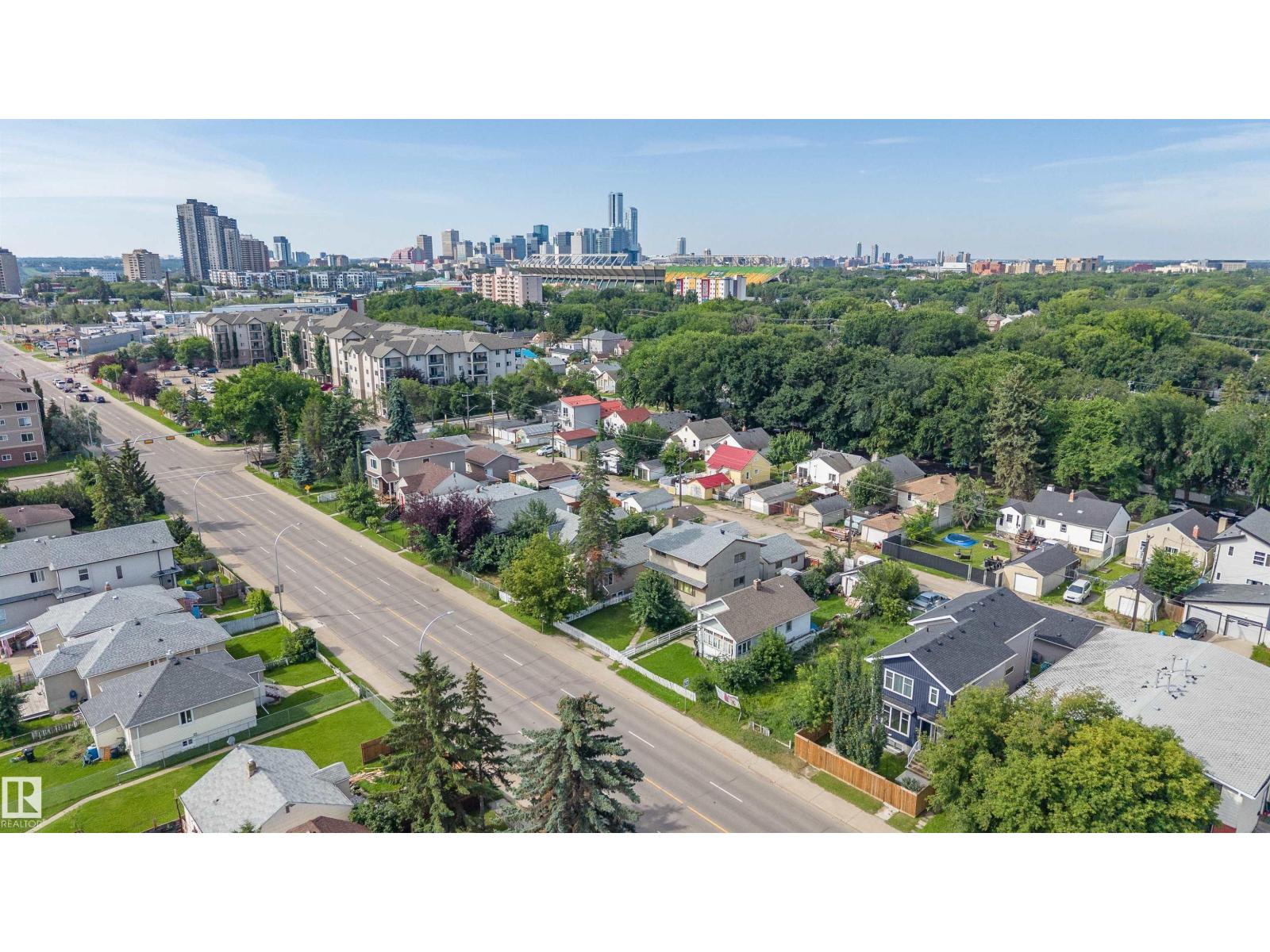 11444 82 ST NW - 52