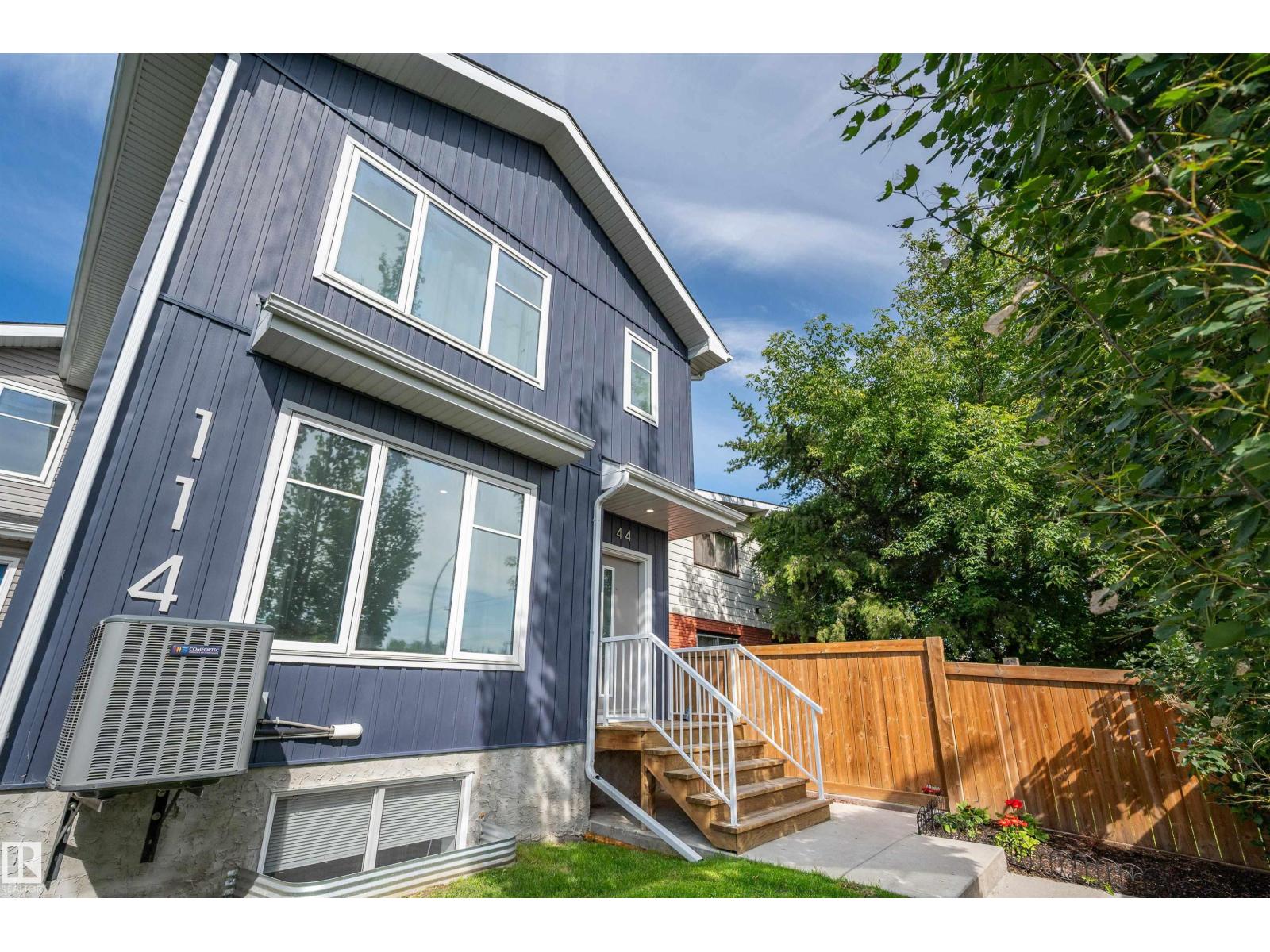 11444 82 ST NW - 7