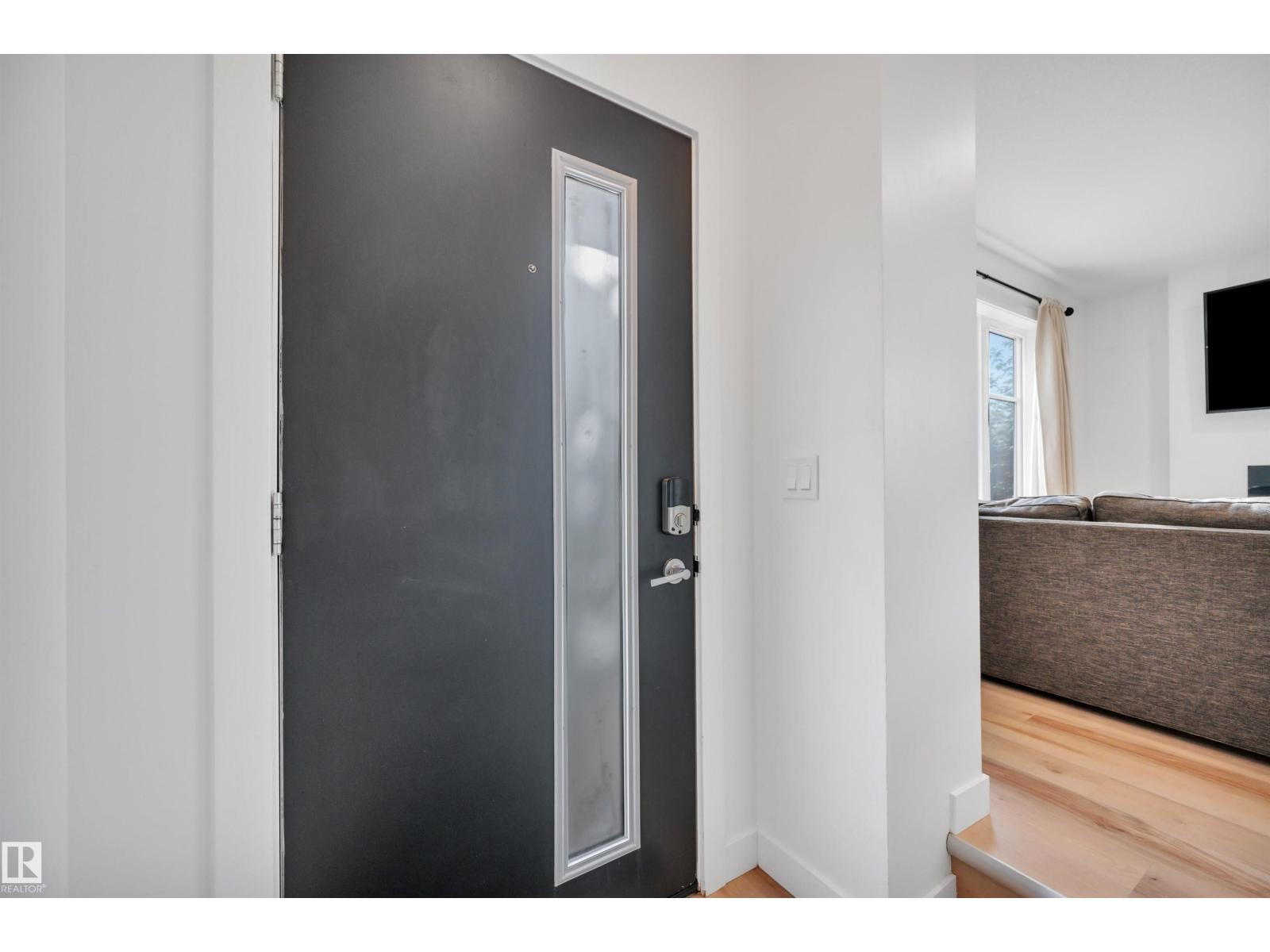 11444 82 ST NW - Image 8