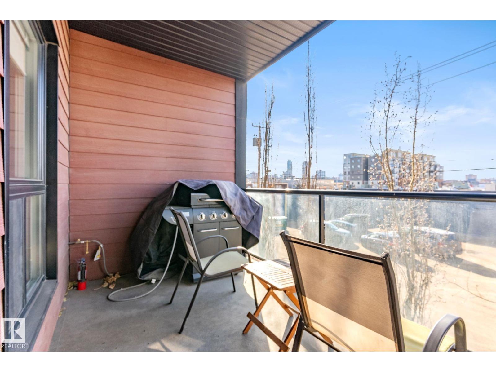 #209 10518 113 ST NW - Image 25