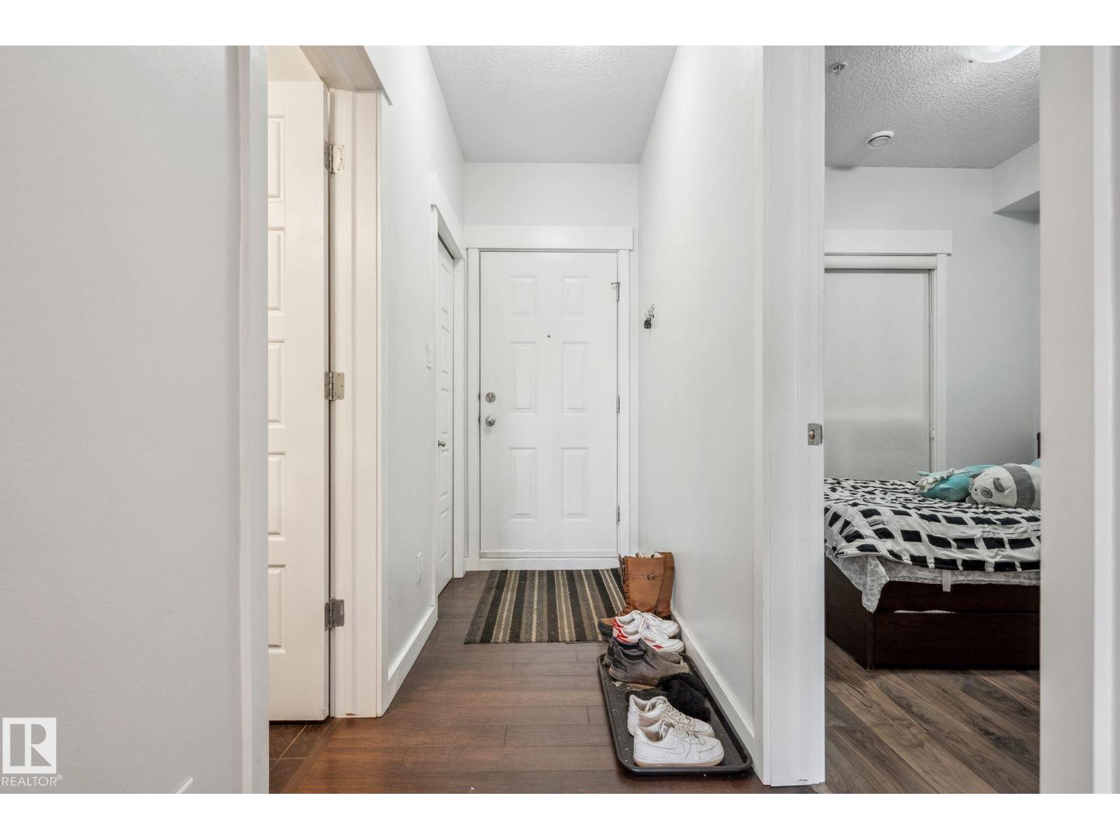 #209 10518 113 ST NW - Image 4
